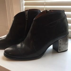 Frye Nora Omaha Ankle Boot